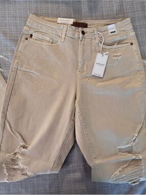 NWT Judy Blue 14W High Rise Distressed 90s Straight Jeans Bone